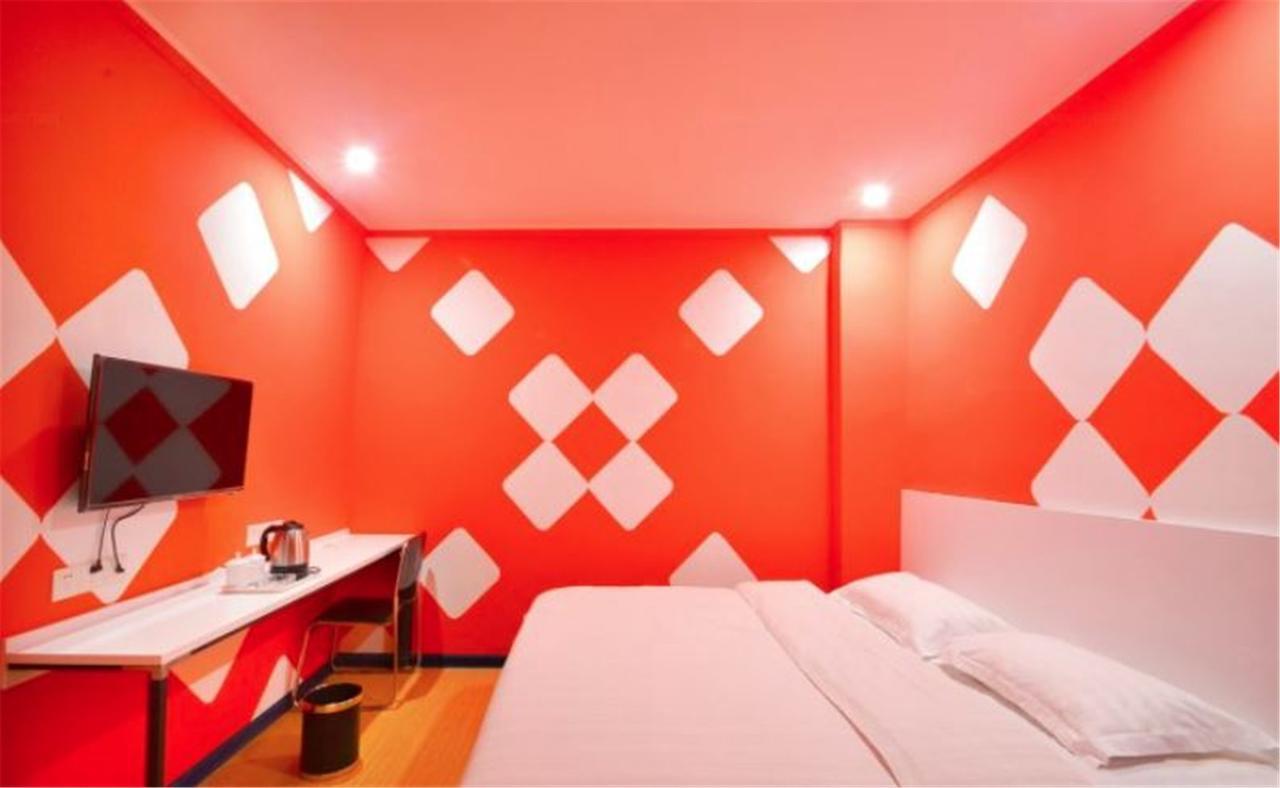 Jinkailai Business Hotel Qingdao Beer Street Zewnętrze zdjęcie